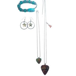 4 PC Hannah Montana Disney Youth Jewelry Lot Necklaces Bracelet Earrings Pierced